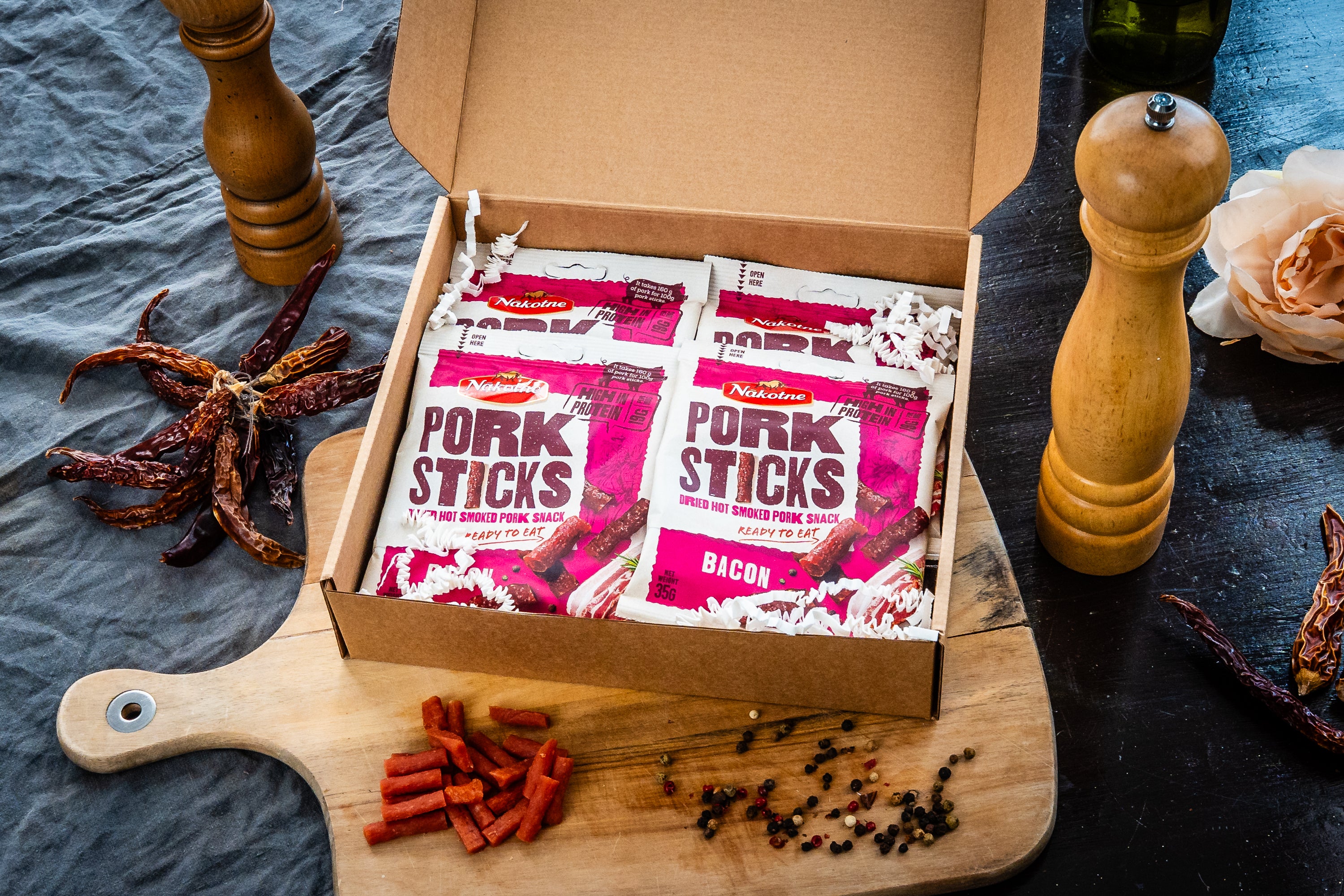 NAKOTNE PORK STICKS BACON ( 8 x 35g)