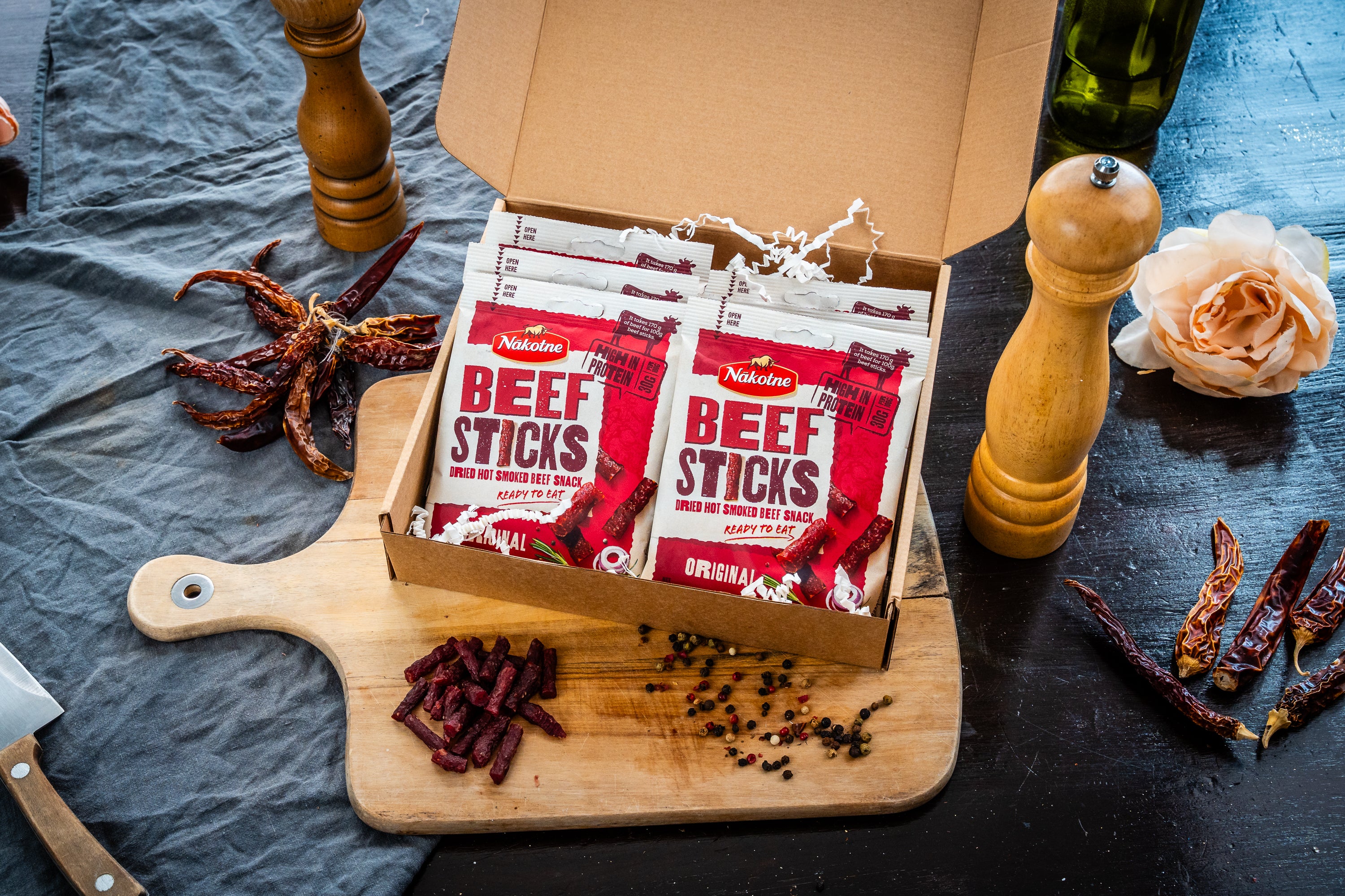 NAKOTNE BEEF STICKS ORIGINAL ( 8 x 35g)